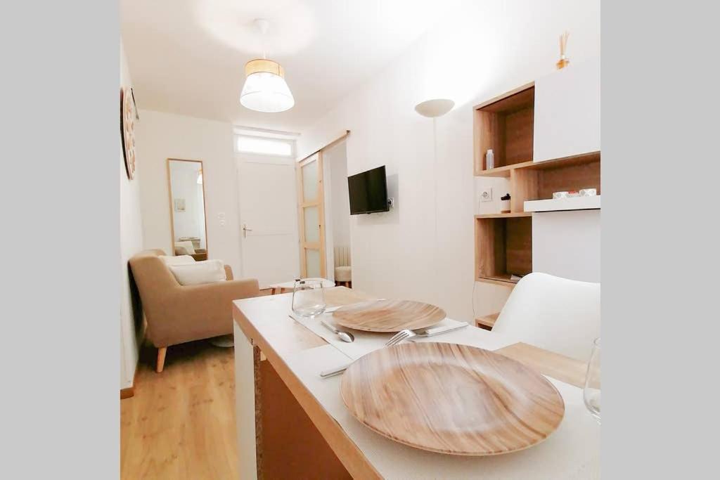 Le Cocoon / Proche Gare / Netflix Apartment Sens Exterior foto